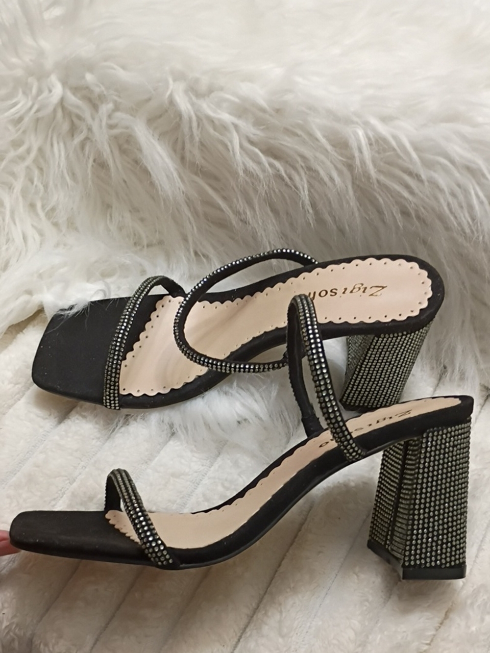New Zigi Soho Daleyza Black Rhinestone Jeweled Studded Heeled Sandals SZ 7.5 M - Picture 7 of 16